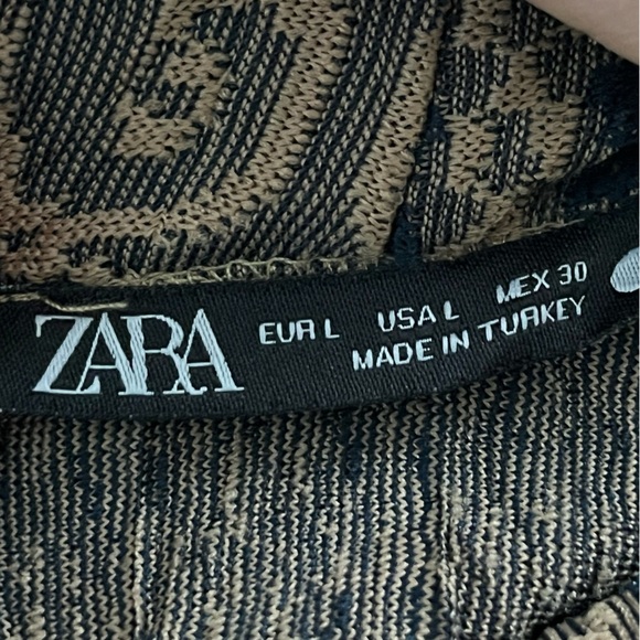 Zara/ Jacquard blouse/ Long sleeved/ Oversized/ High stretch/ Size US L - Picture 8 of 13